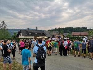 13. Sprejem pohodnikov na Malem Kalu.